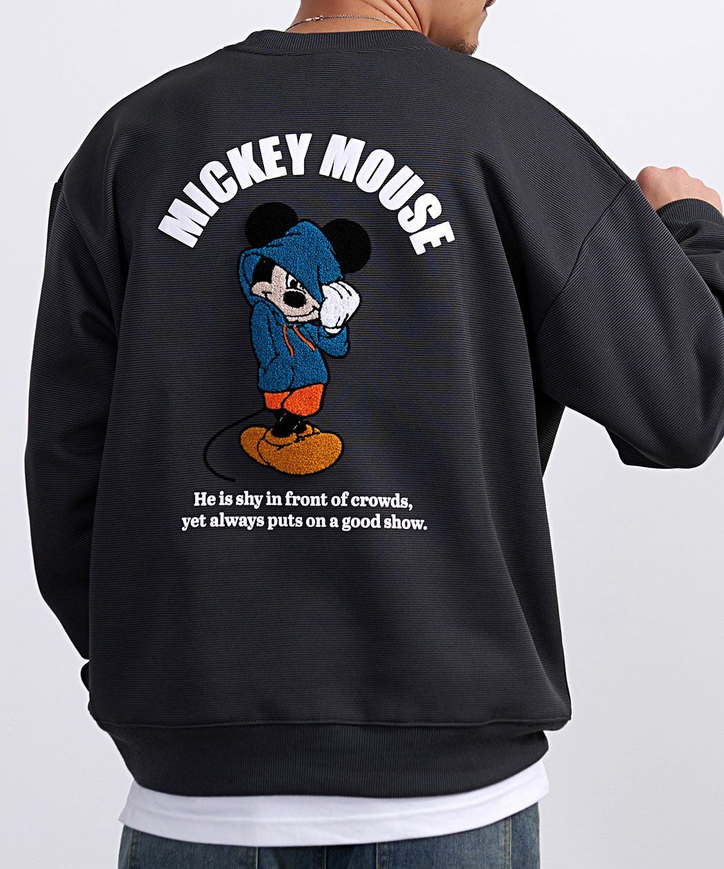 新品　海外ディズニーランド限定　ミッキー　M　フード付き　スウェット　Tシャツ DISNEY【ディズニー】クルーネック MICKEY 長袖SWTシャツ/全4色