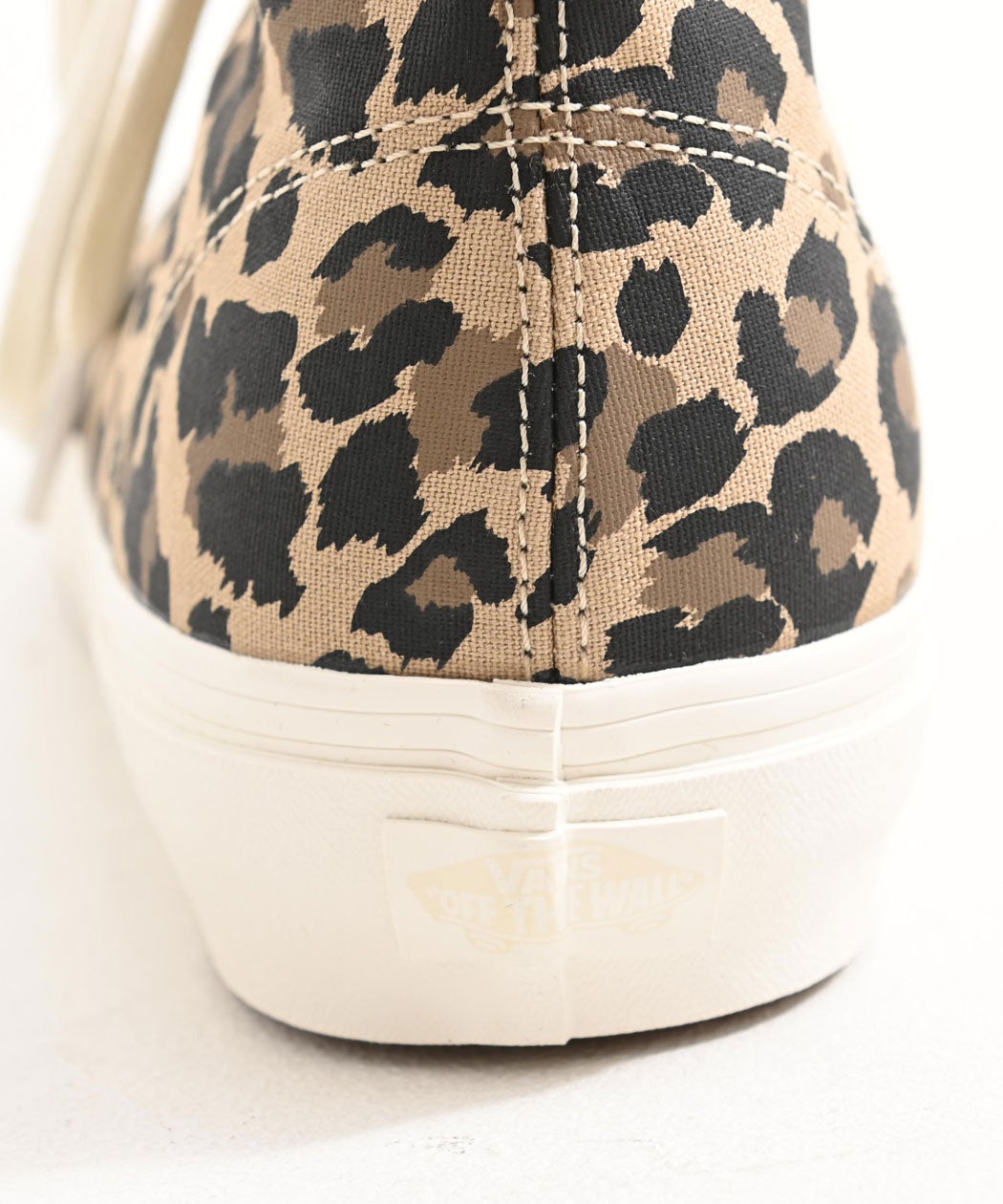 VANS【バンズ】Authentic Hi 2.0 LEOPARD Black/Incense/全1色